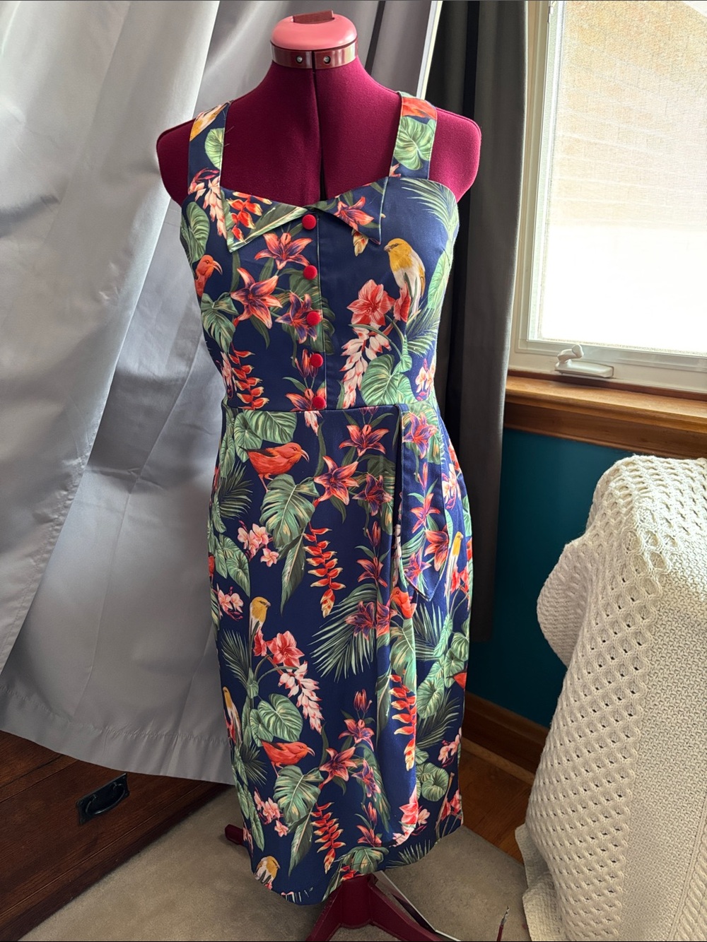 Voodoo Vixen birds of paradise wiggle dress